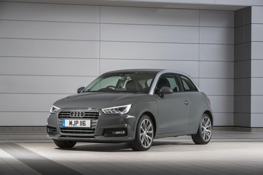  Audi A1 TFSI (8X) 2014 года  (UK) (фото 8 из 14)